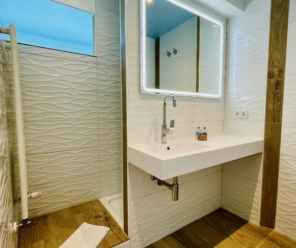 Aparthotel Goettenmar 4*